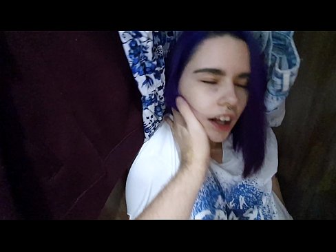 ❤️ Ri arabinrin mi ninu kọlọfin ati ṣe iranlọwọ fun u pẹlu ️❌ Ibalopo ❌️